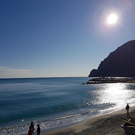 Lorenzo'S Charming Flat มอนเตรอสโซ อัล มาเร ภายนอก รูปภาพ